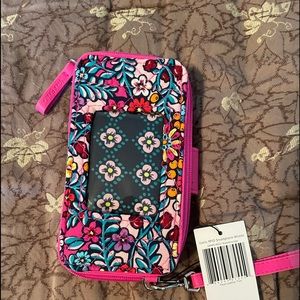 NWT Vera Bradley cell phone wristlet.